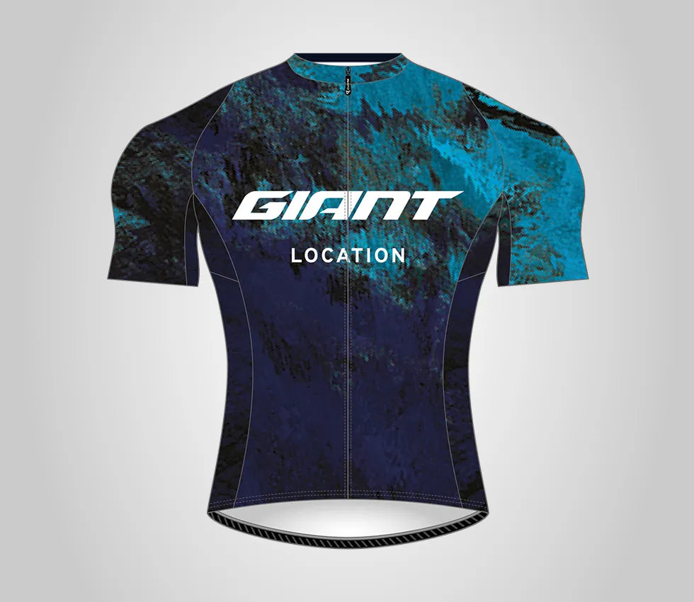 Giant MTB Team in CUORE Radbekleidung